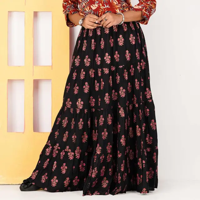 Black & Red Floral Print Long Skirt for women, Chinese cotton, by Bobbin, photo 3