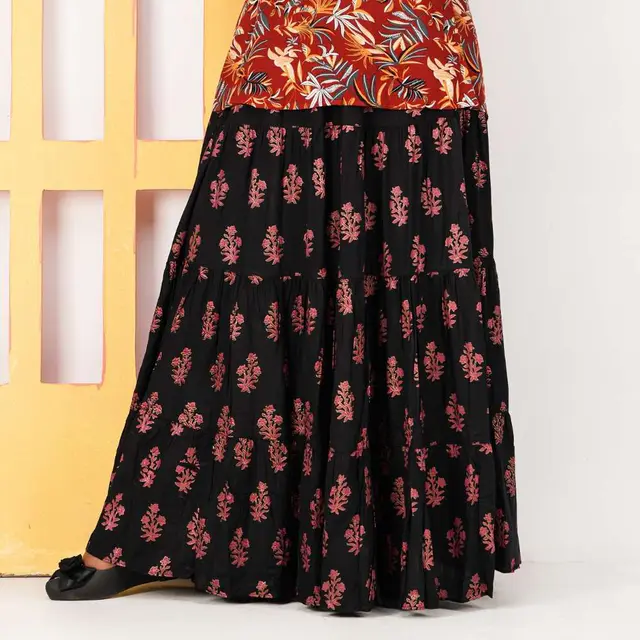 Black & Red Floral Print Long Skirt for women, Chinese cotton, by Bobbin, photo 4